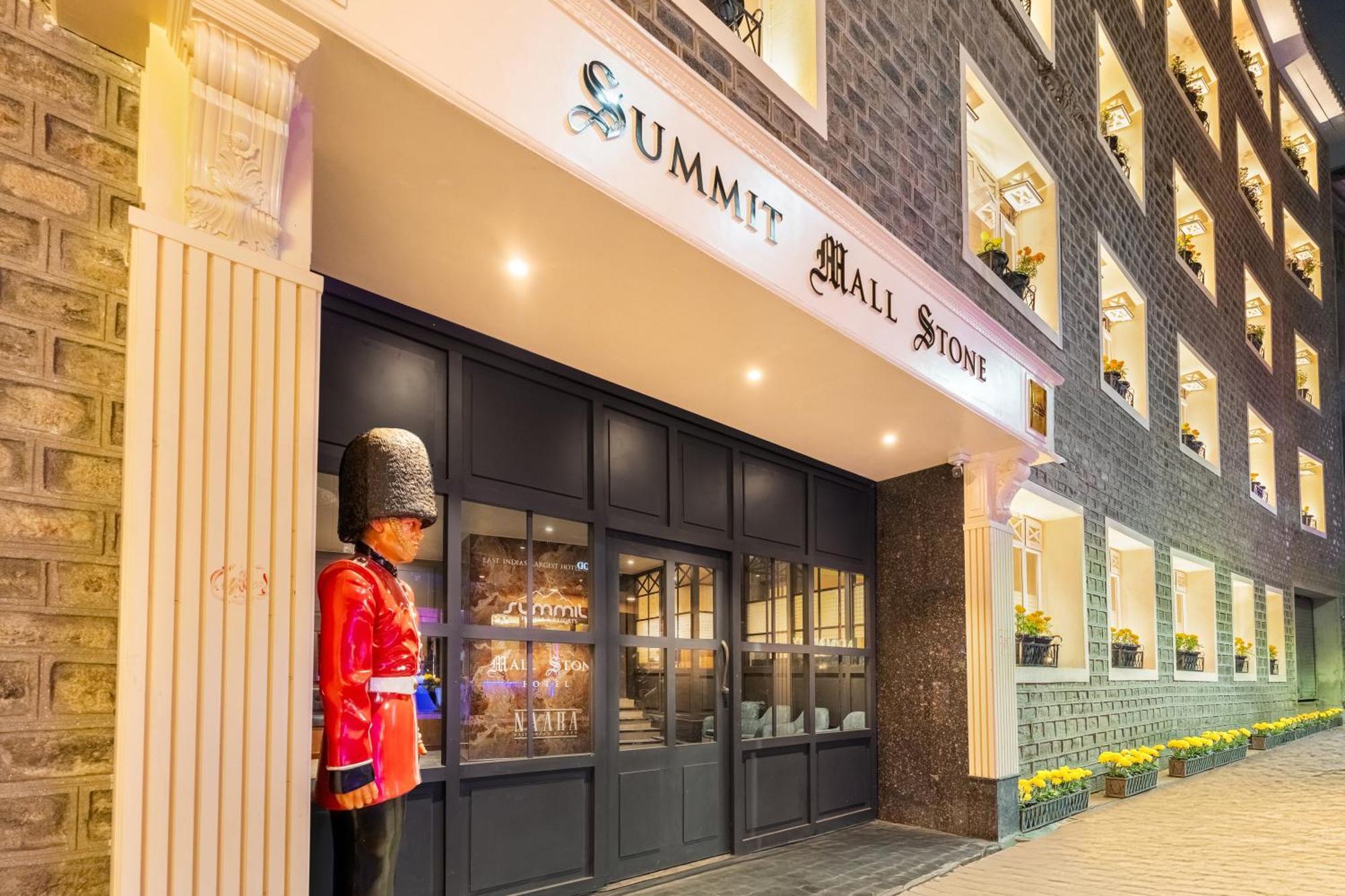 Summit Mall Stone Hotel Дарджилинг Экстерьер фото